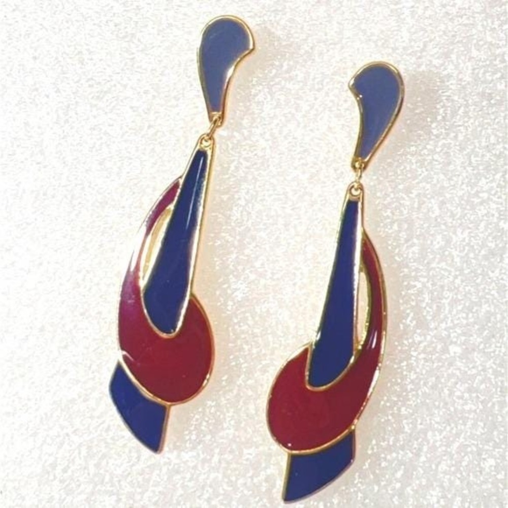 Vintage‎ Trifari Enamel Dangle Earrings Abstract Lavender Violet Burgundy 3.25"